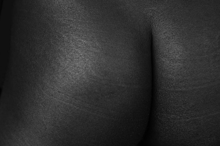 Body black man nude foto bottom